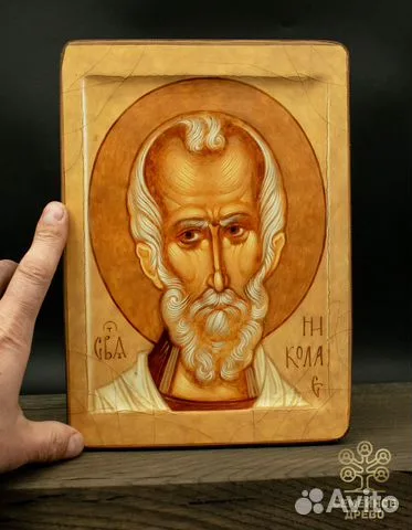 Икона Святого Николая. Дерево — красивый подарок