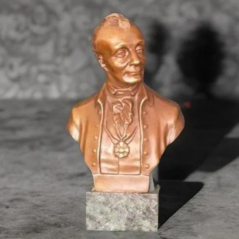 На память: Бюст «Суворов» с патиной, 140 мм