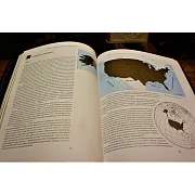 Нефть. Вчера, сегодня, завтра — книга в коже — необычный подарок — фотография 2