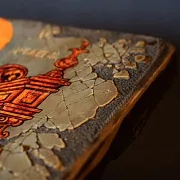 Икона деревянная "Спас-Вседержитель на троне" — оригинальный подарок — фотография 11