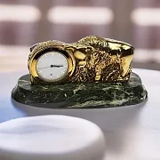 Сувенирные часы «Телец» с бронзовым быком — оригинальный подарок — фотография 1