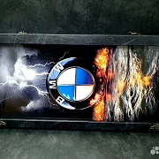 На память: Нарды под стеклом «BMW» — фотография 2