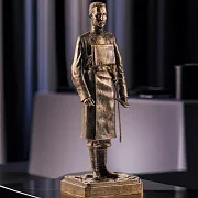 На память: Бронзовая статуэтка «Фельдъегерь» — фотография 1