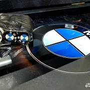 На память: Нарды под стеклом «BMW» — фотография 6