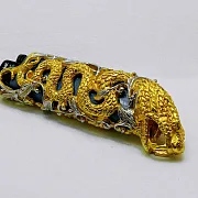 Чехол для зажигалки "Змея" в золоте в подарок — фотография 3