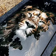 Нарды под стеклом «Лев» — красивый подарок — фотография 5