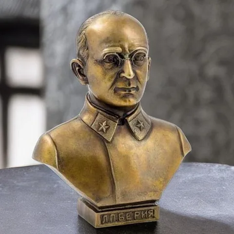 На память: Бюст «Берия» из бронзы