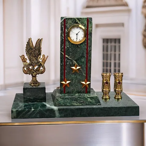 Часы «Погон» с гербом ОКС МВД и подставками — красивый подарок