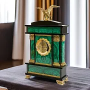 Подарочные часы «Орёл» с малахитом и бронзой, 170×60×330 мм — фотография 1