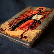 Икона деревянная "Спас-Вседержитель на троне" — оригинальный подарок — фотография 9